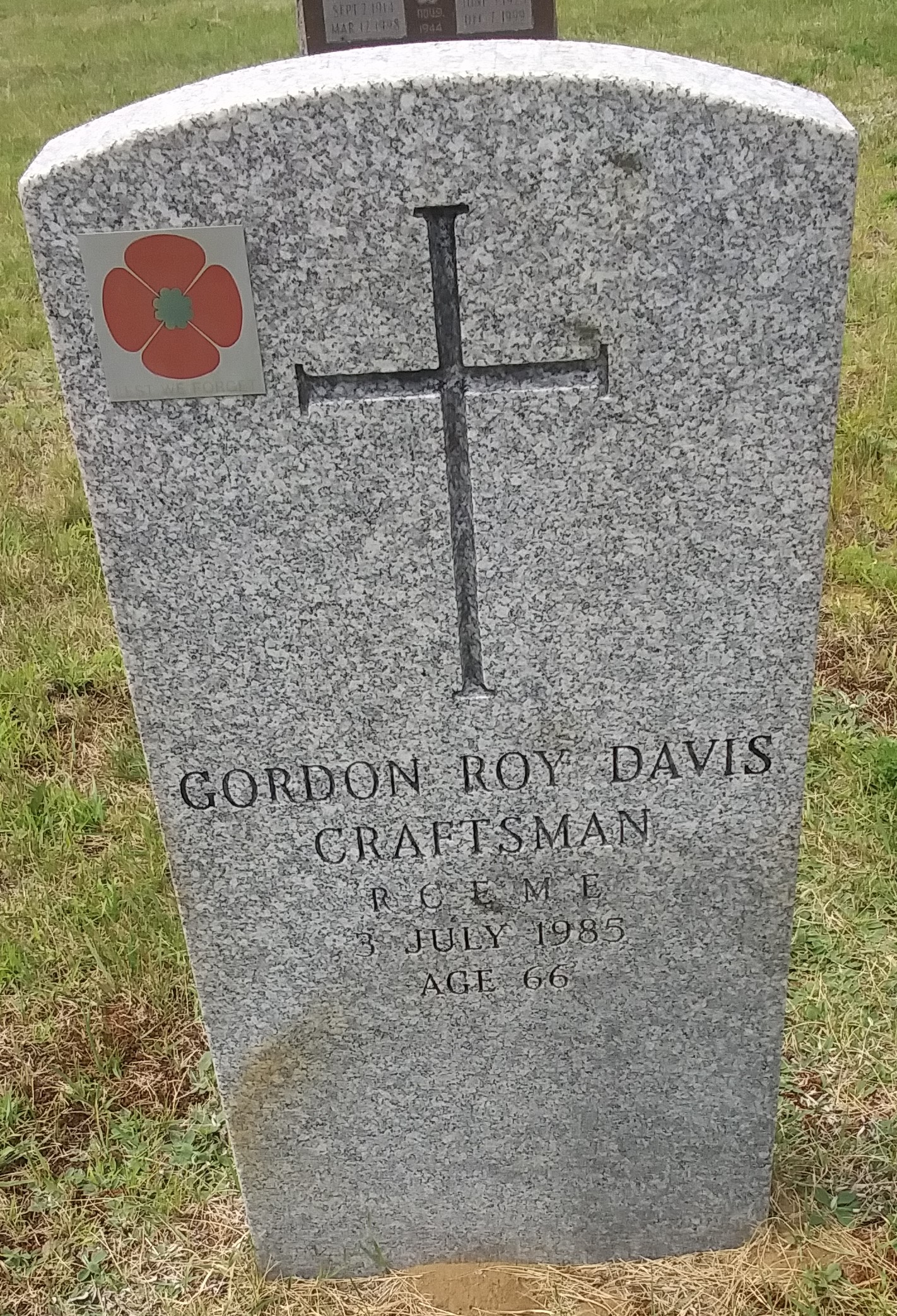 Gordon Davis, St Andrews Cemetery